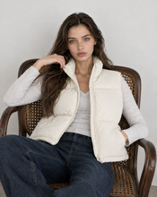 Load image into Gallery viewer, Walifrey Stand Collar Sleeveless Puffer Short Vest