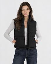 Load image into Gallery viewer, Walifrey Stand Collar Sleeveless Puffer Short Vest
