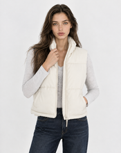 Load image into Gallery viewer, Walifrey Stand Collar Sleeveless Puffer Short Vest
